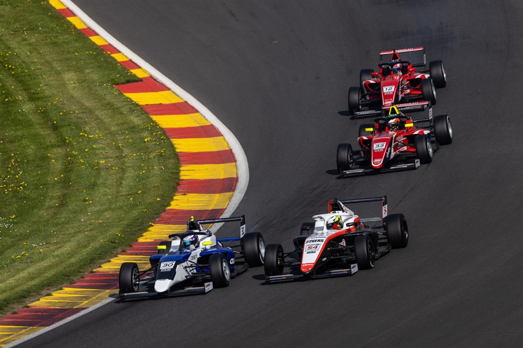 Theodor Jensen afslutter sæsonen i Formel 1-omgivelser
(Foto: Dutch Photo Agency)
